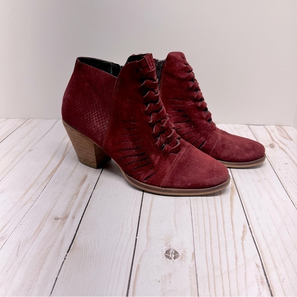 Free People Loveland Suede Ankle Boots in Red Size 37 - Picture 4 of 12